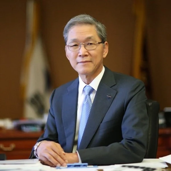 Doh-Yeon Kim